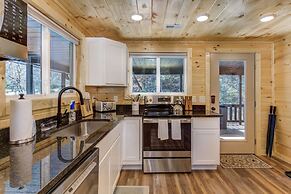 Nature Filled Escape in the Smokys!