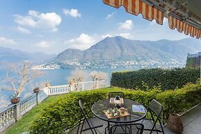 On the Lake - Private Garden Parking