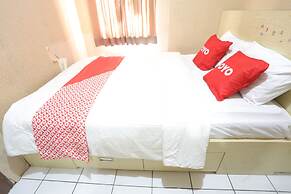 OYO 93825 Nona Key Property