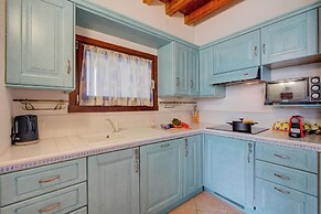 Azzurro Apartment