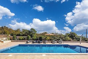 Villa Vilani Spa & Pool