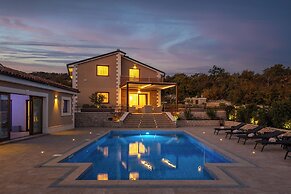 Villa Vilani Spa & Pool