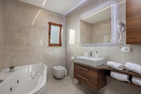 Villa Vilani Spa & Pool