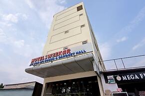 iROOMZ Hotel Sweekar Suites