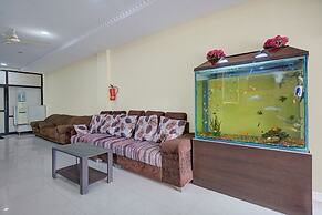 iROOMZ Hotel Sweekar Suites