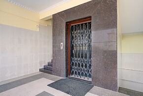 iROOMZ Hotel Sweekar Suites