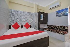 iROOMZ Hotel Sweekar Suites