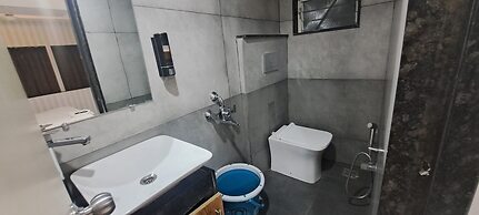 Hotel Tan Square Inn Lodge