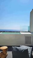MAEVA Santorini Suites