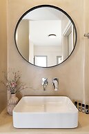 MAEVA Santorini Suites