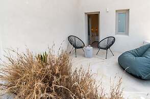 MAEVA Santorini Suites
