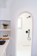 MAEVA Santorini Suites