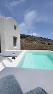 MAEVA Santorini Suites