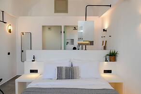 MAEVA Santorini Suites