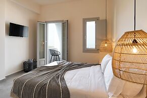 MAEVA Santorini Suites