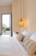 MAEVA Santorini Suites