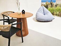 MAEVA Santorini Suites