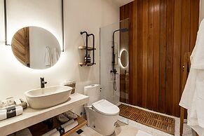 Udara Villa by EVDEkimi