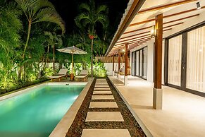 Udara Villa by EVDEkimi