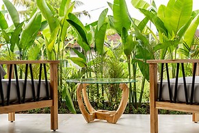 Udara Villa by EVDEkimi