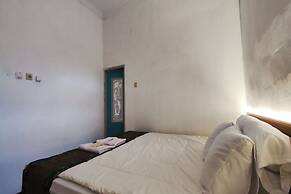 OYO 93867 Minso Inn Sepanjang