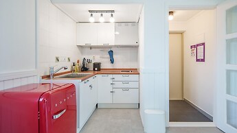 Jeju Hi Mom Kids Family Pension Silver