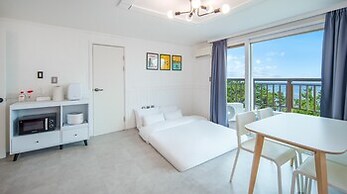 Jeju Hi Mom Kids Family Pension Silver