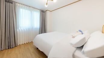 Danyang Dangdangi Dog Pension Black