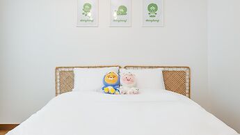 Danyang Dangdangi Dog Pension Black