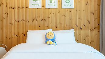 Danyang Dangdangi Dog Pension Black