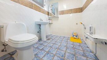 Danyang Dangdangi Dog Pension Black