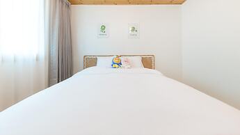 Danyang Dangdangi Dog Pension Black