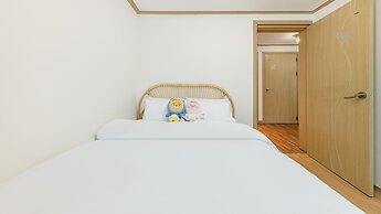 Danyang Dangdangi Dog Pension Black