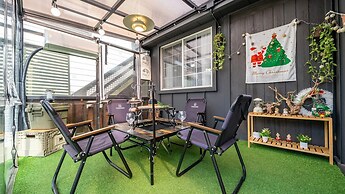 Gapyeong Dangdangi Pet Pension Green