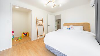 Gapyeong Dangdangi Pet Pension Green