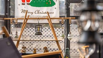 Gapyeong Dangdangi Pet Pension Green