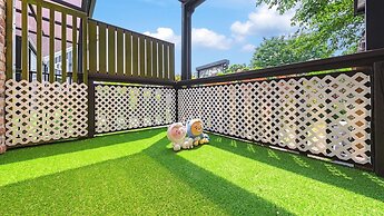 Gapyeong Dangdangi Pet Pension Green