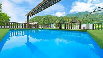 Gapyeong Dangdangi Pet Pension Green