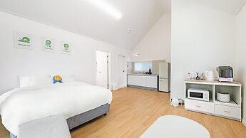 Gapyeong Dangdangi Pet Pension Green