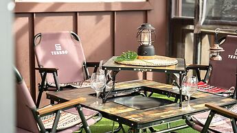 Gapyeong Dangdangi Pet Pension Green