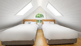 Gapyeong Dangdangi Pet Pension Green