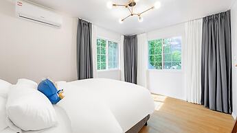 Gapyeong Dangdangi Pet Pension Green