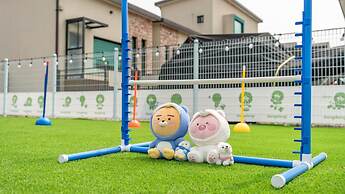 Gapyeong Dangdangi Pet Pension Green