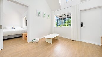 Gapyeong Dangdangi Pet Pension Green