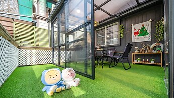 Gapyeong Dangdangi Pet Pension Green