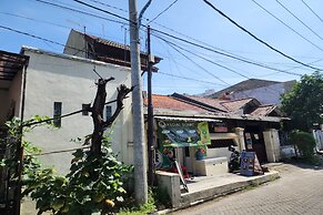 OYO 93869 Regina Homestay Syariah