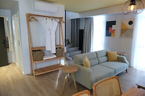 Bird Nest Suite
