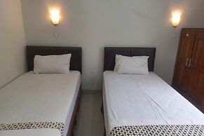 Capital O 93872 Natura Guest House Syariah Near alun alun kota purwoke