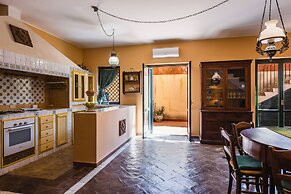 Villa Leone with Pool by Wonderful Italy