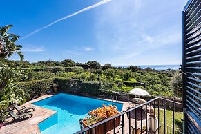 Villa Leone with Pool by Wonderful Italy
